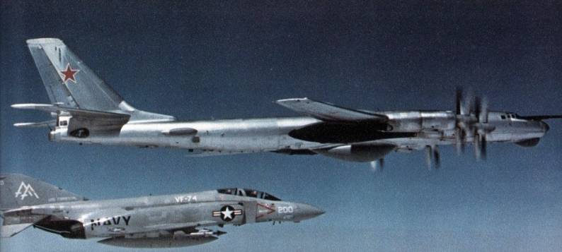 vf-74 bedevilers f-4j phantom sovjet tu-95 bear