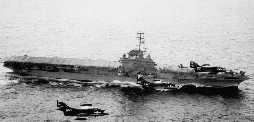 fighter squadron vf-84 f9f-5 panther carrier air group cvg-8 uss lake champlain cva 39