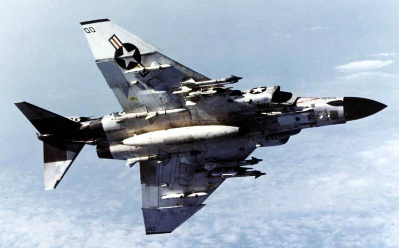 vf-96 fighting falcons f-4j phantom aim-9 sidewinder aim-7 sparrow missiles