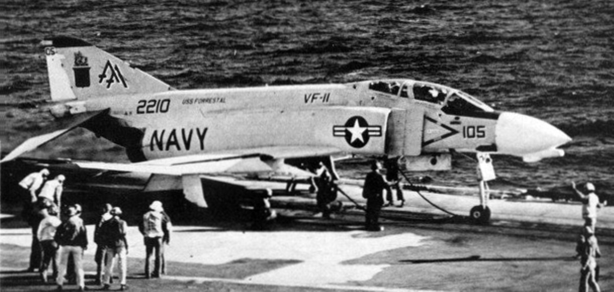 vf-11 red rippers fighter squadron us navy fitron f-4b phantom ii carrier air wing cvw-17 uss forrestal cva-59 19