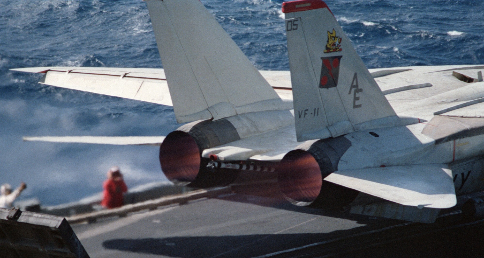 vf-11 red rippers fighter squadron us navy fitron f-14a tomcat carrier air wing cvw-6 uss forrestal cv-59 62