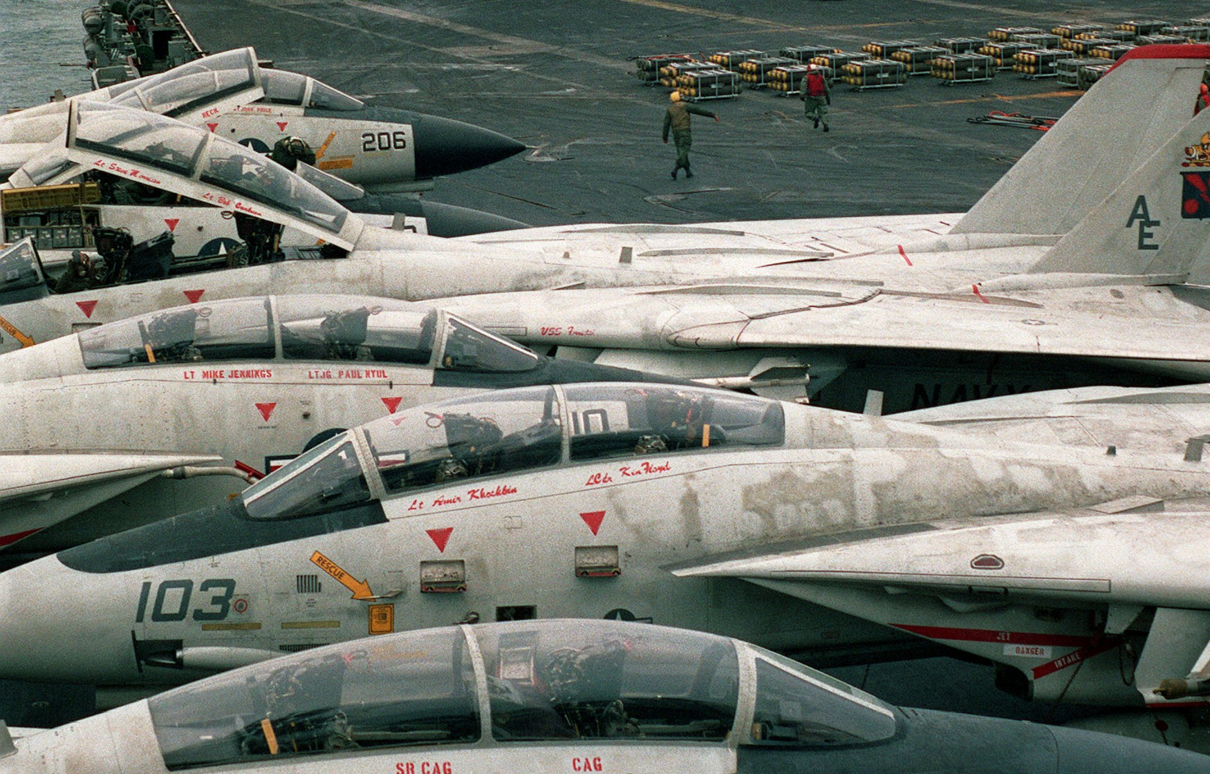 vf-11 red rippers fighter squadron us navy fitron f-14a tomcat carrier air wing cvw-6 uss forrestal cv-59 64