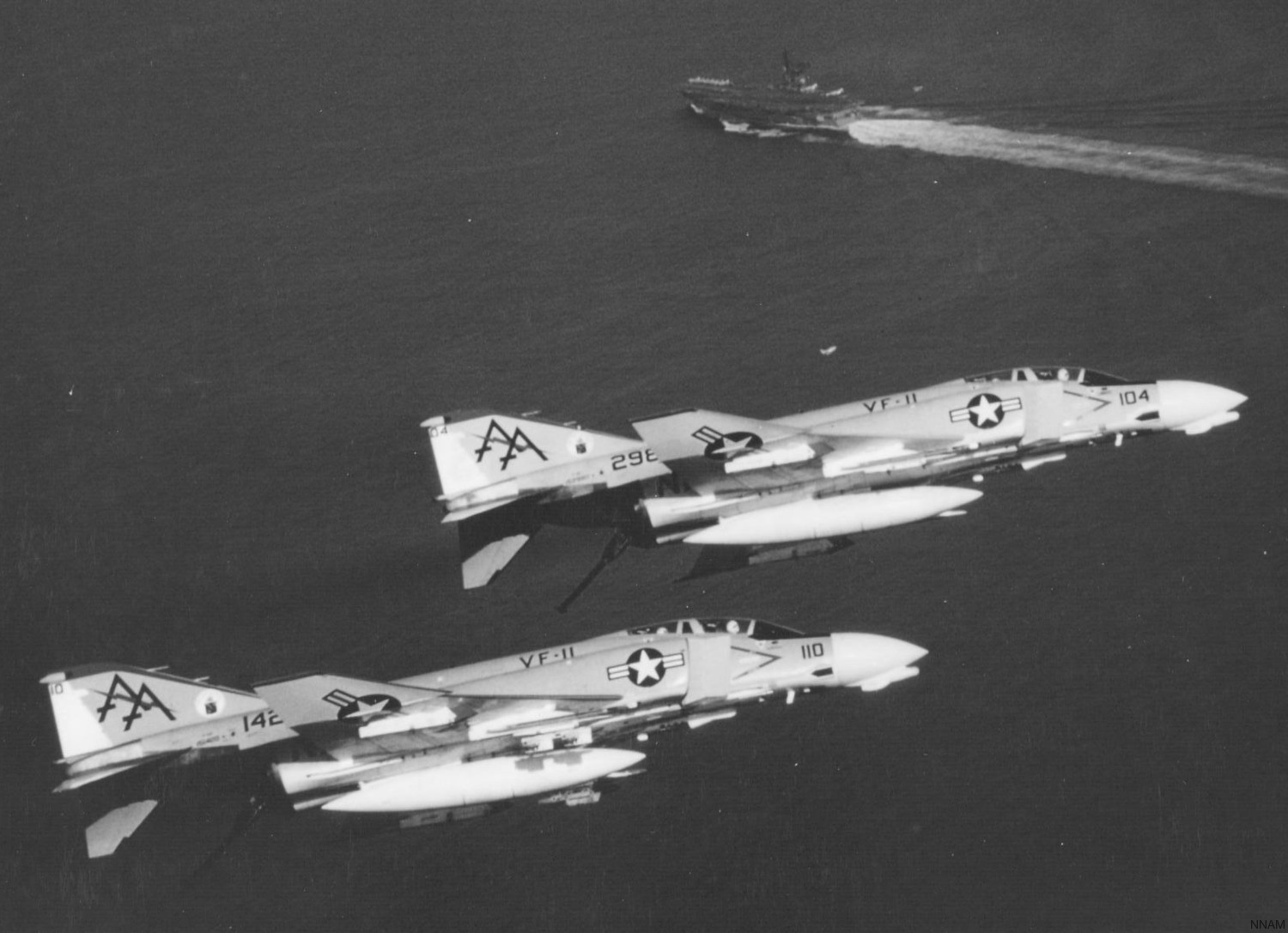 vf-11 red rippers fighter squadron us navy fitron f-4b phantom ii carrier air wing cvw-17 uss forrestal cva-59 93