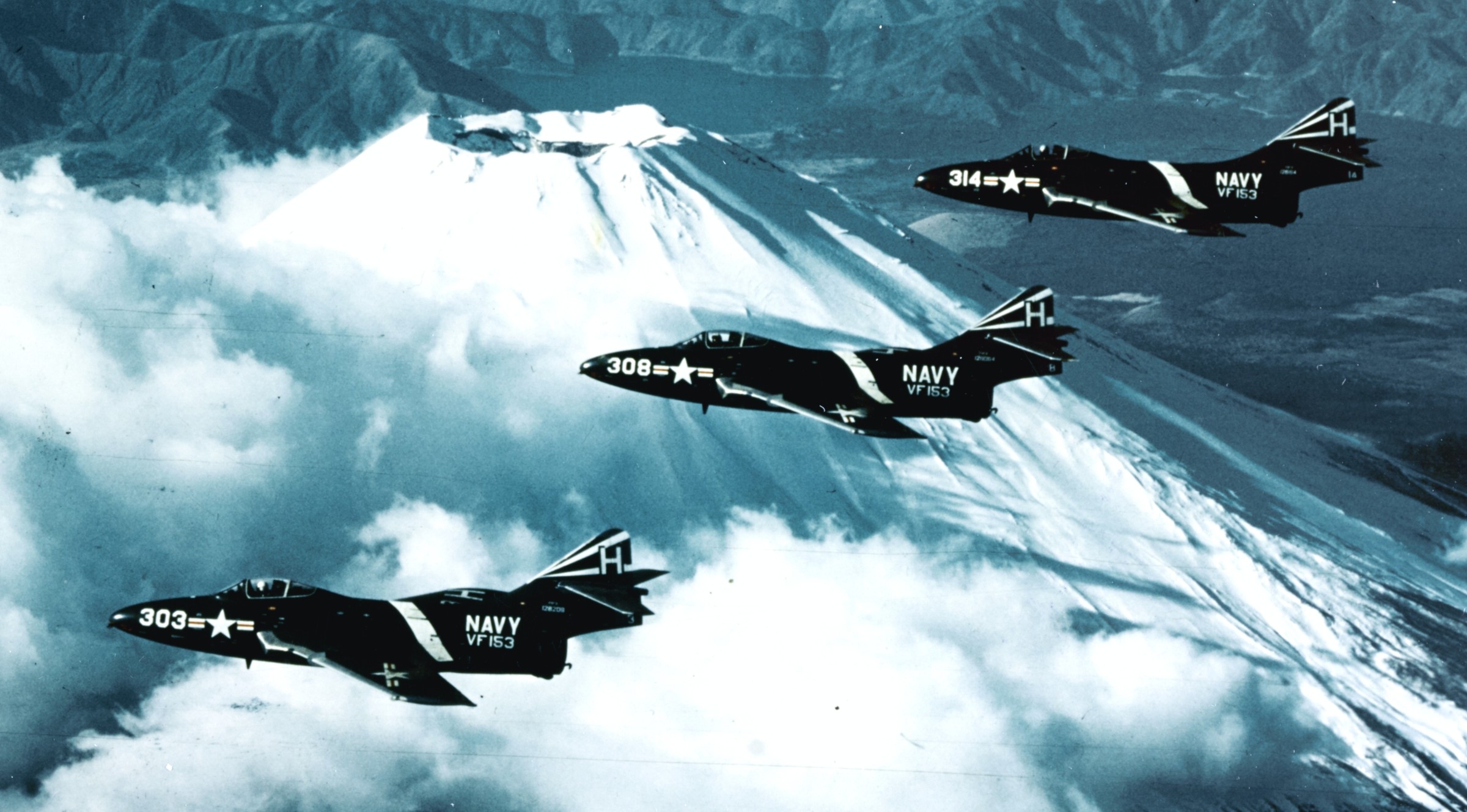 vf-153 blue tail flies fighter squadron us navy grumman f9f-6 cougar carrier air group cvg-15 uss yorktown cva-10 02