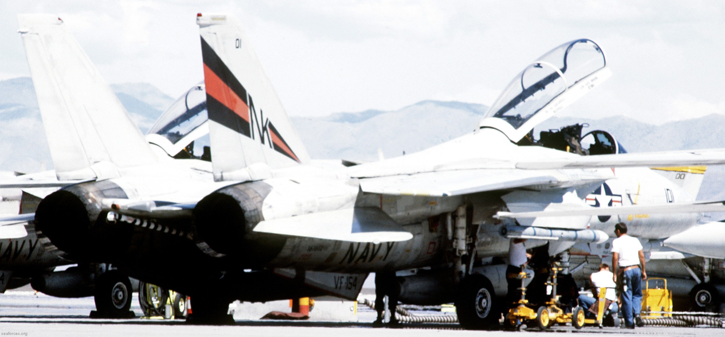 vf-154 black knights fighter squadron us navy f-14a tomcat carrier air wing cvw-14 53 exercise gallant eagle 1988