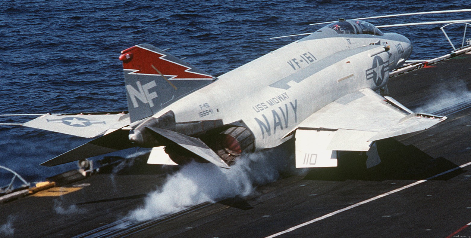 vf-161 chargers fighter squadron navy f-4s phantom ii carrier air wing cvw-5 uss midway cv-41 17