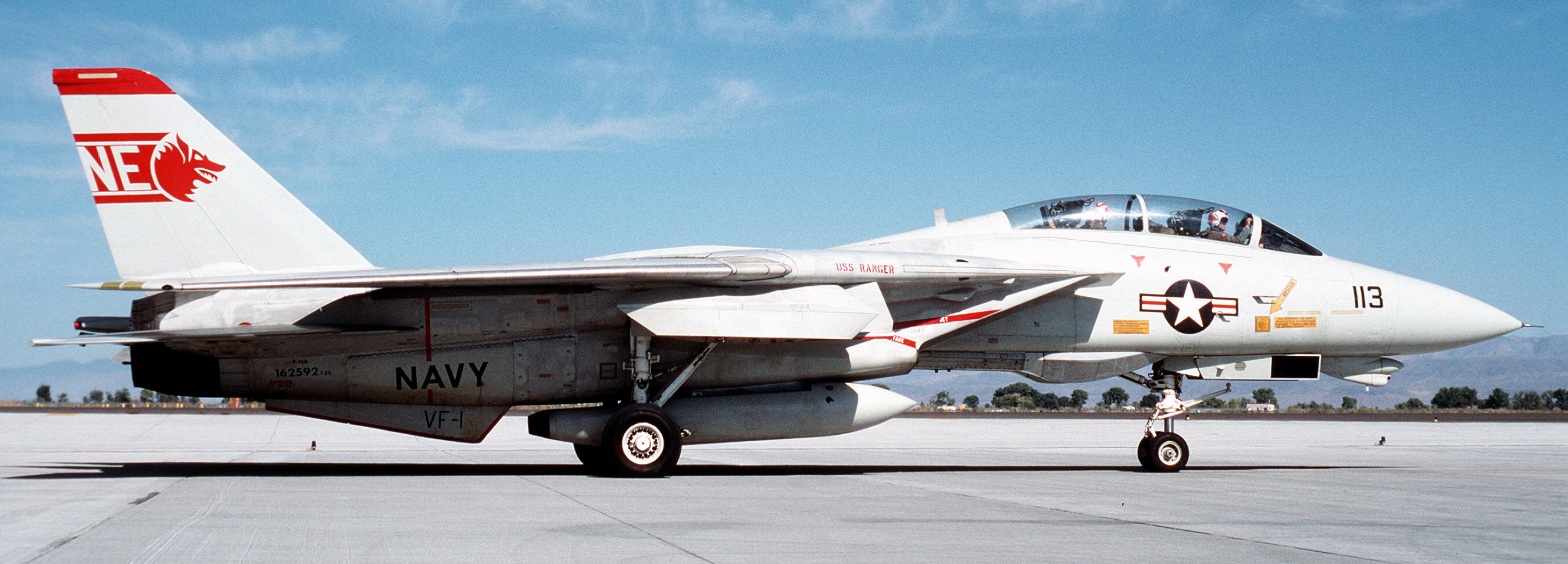 vf-1 wolfpack fighter squadron f-14a tomcat carrier air wing cvw-2 nas fallon nevada 32