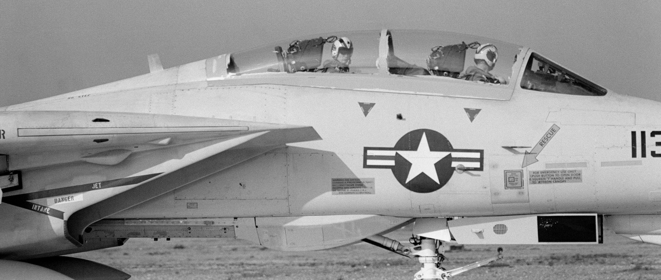 vf-1 wolfpack fighter squadron f-14a tomcat carrier air wing cvw-2 nas miramar 48