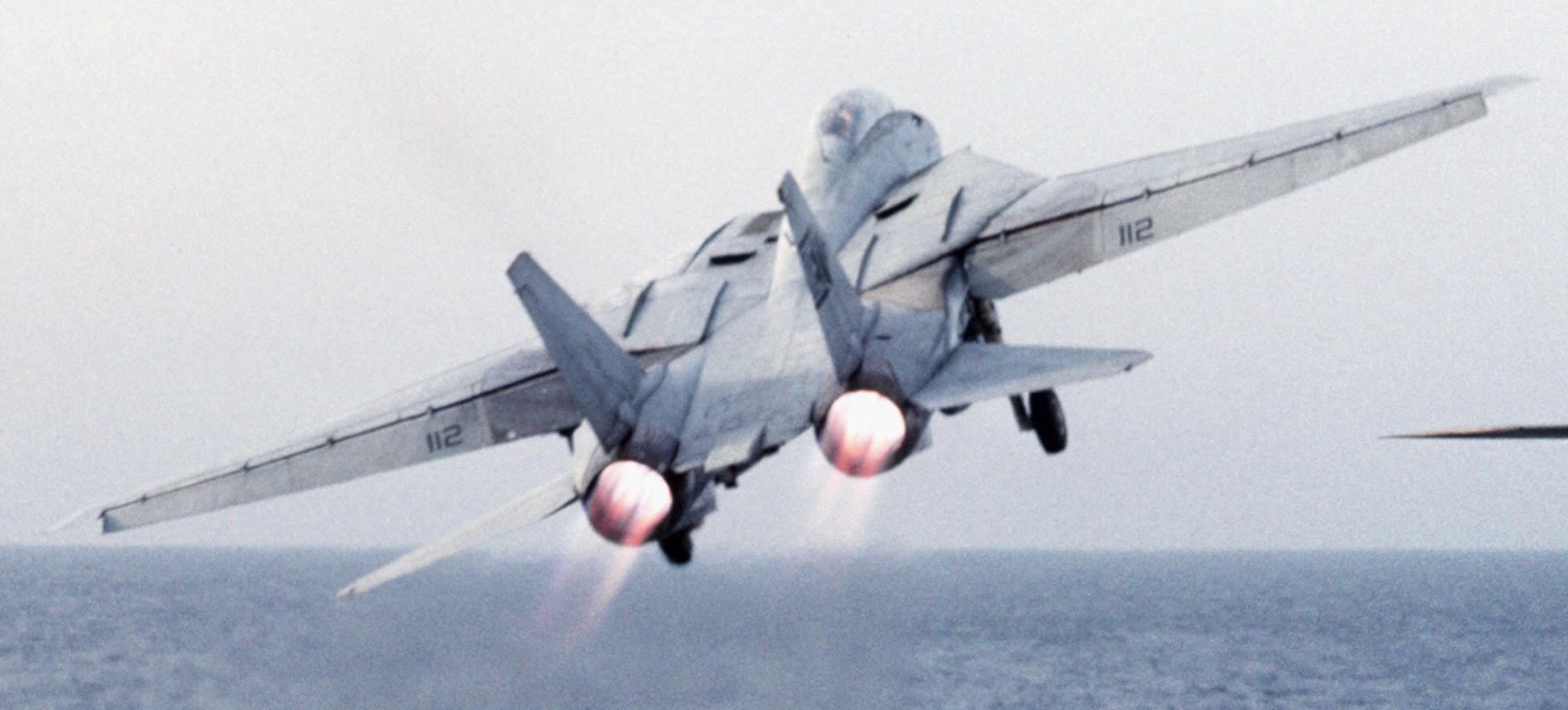 vf-1 wolfpack fighter squadron f-14a tomcat carrier air wing cvw-2 uss ranger cv-61 67