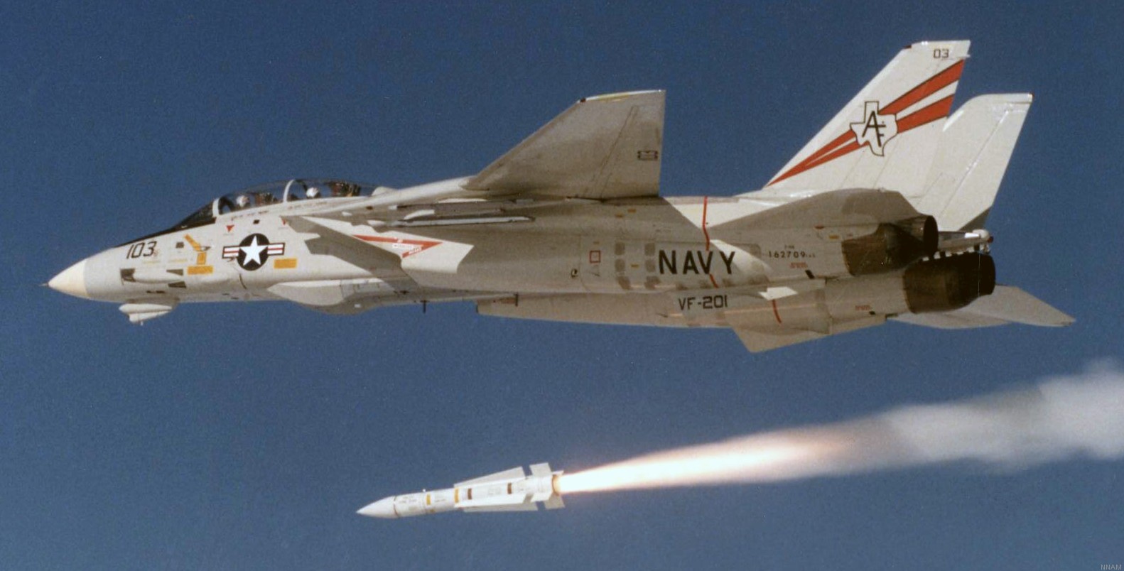 vfa-201 hunters fighter squadron us navy reserve f-14a tomcat 02 aim-54 phoenix sam missile