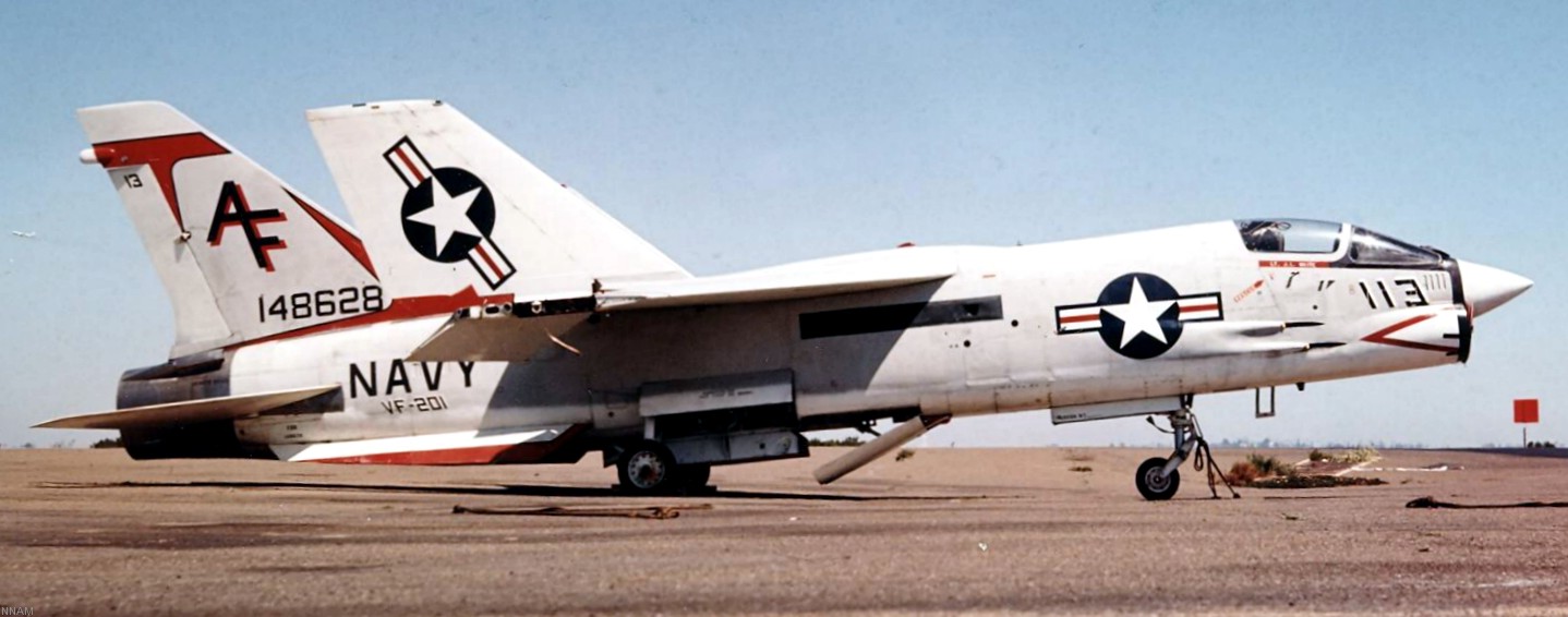 vfa-201 hunters fighter squadron us navy reserve f-8h crusader nas north island california 10
