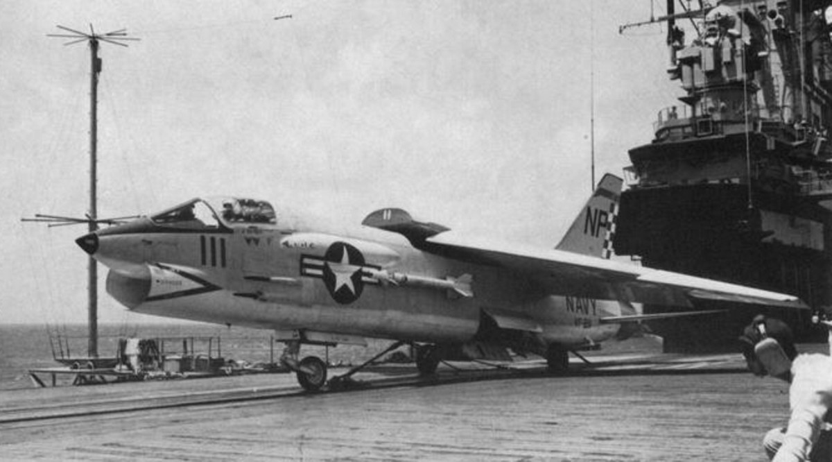 vf-211 fighting checkmates fighter squadron f-8a crusader us navy carrier air group cvw-21 uss hancock cvg-19 58
