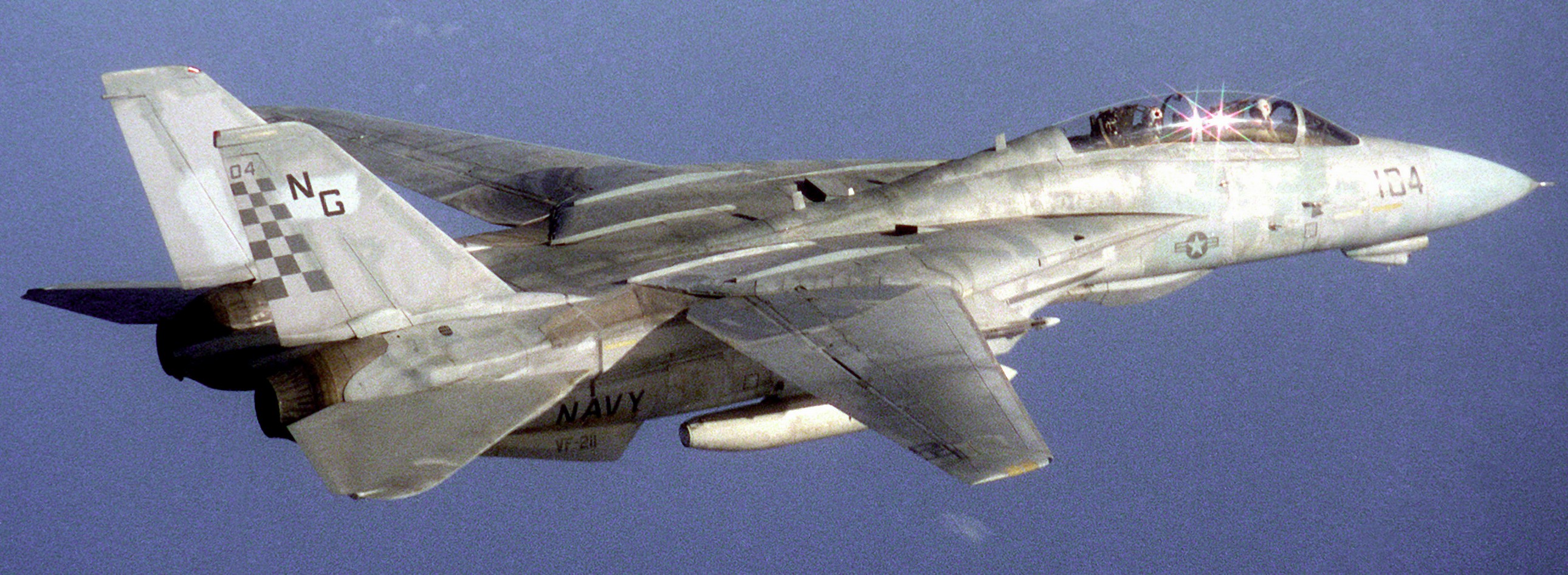 vf-211 fighting checkmates fighter squadron f-14a tomcat us navy carrier air wing cvw-9 uss kitty hawk cv-63 81