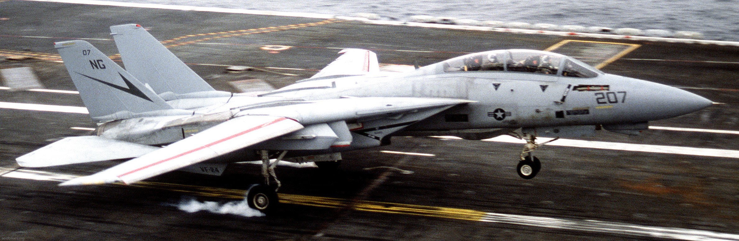 vf-24 fighting renegades fighter squadron navy f-14b tomcat carrier air wing cvw-9 uss nimitz cvn-68 08