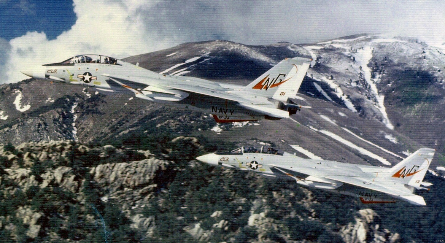 vf-24 red checkertails fighter squadron navy f-14a tomcat carrier air wing cvw-9 47