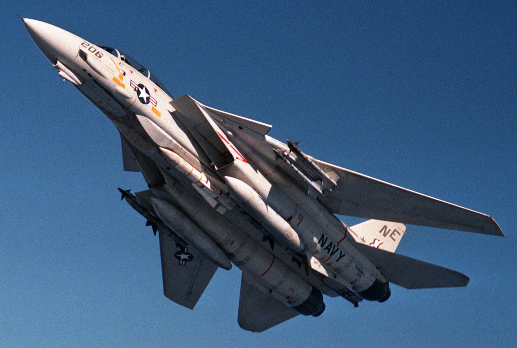 vf-2 bounty hunters fighter squadron fitron f-14a tomcat carrier air wing cvw-2 uss ranger cv-61 06