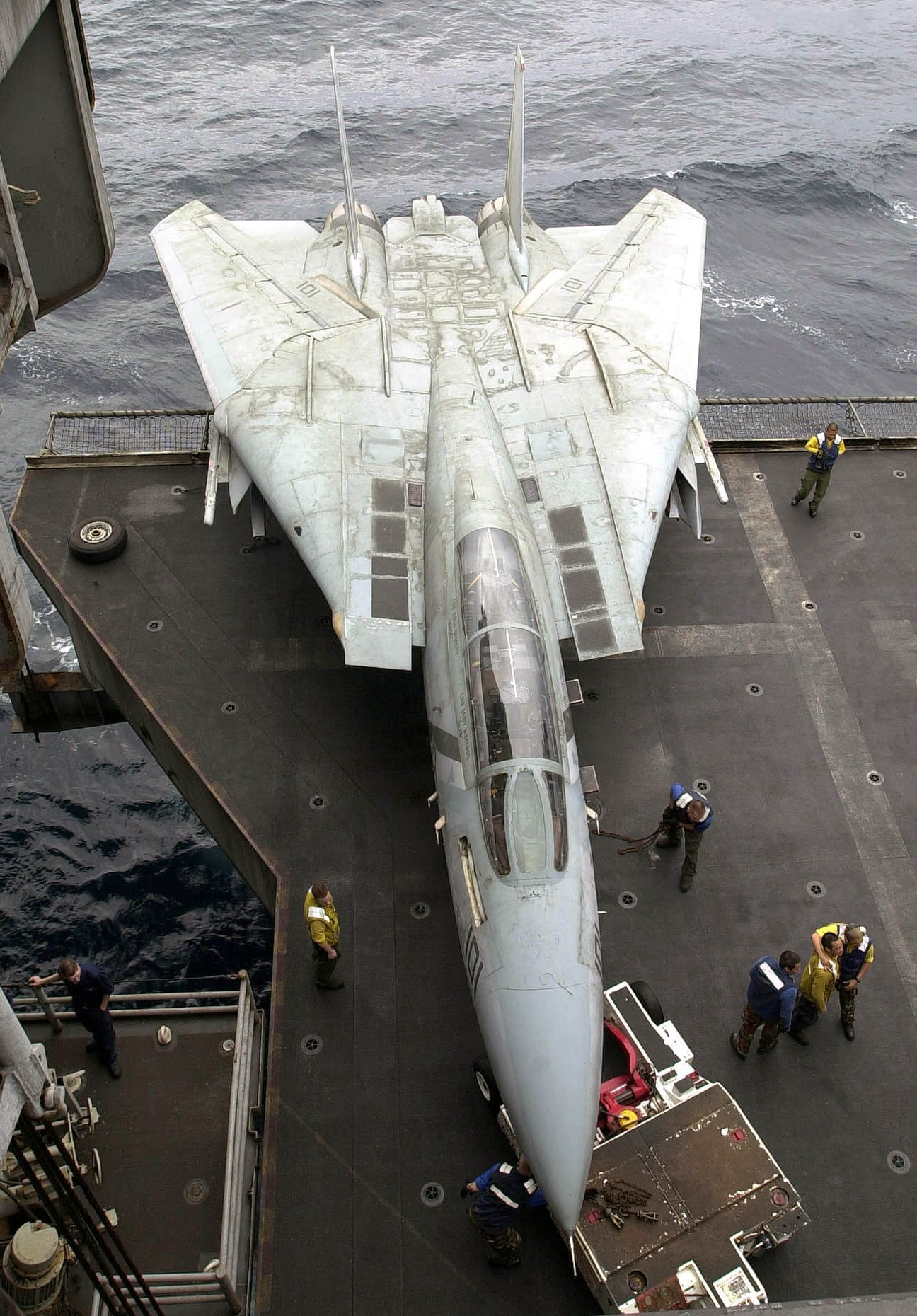 vf-2 bounty hunters fighter squadron fitron f-14d tomcat carrier air wing cvw-2 uss constellation cv-64 41
