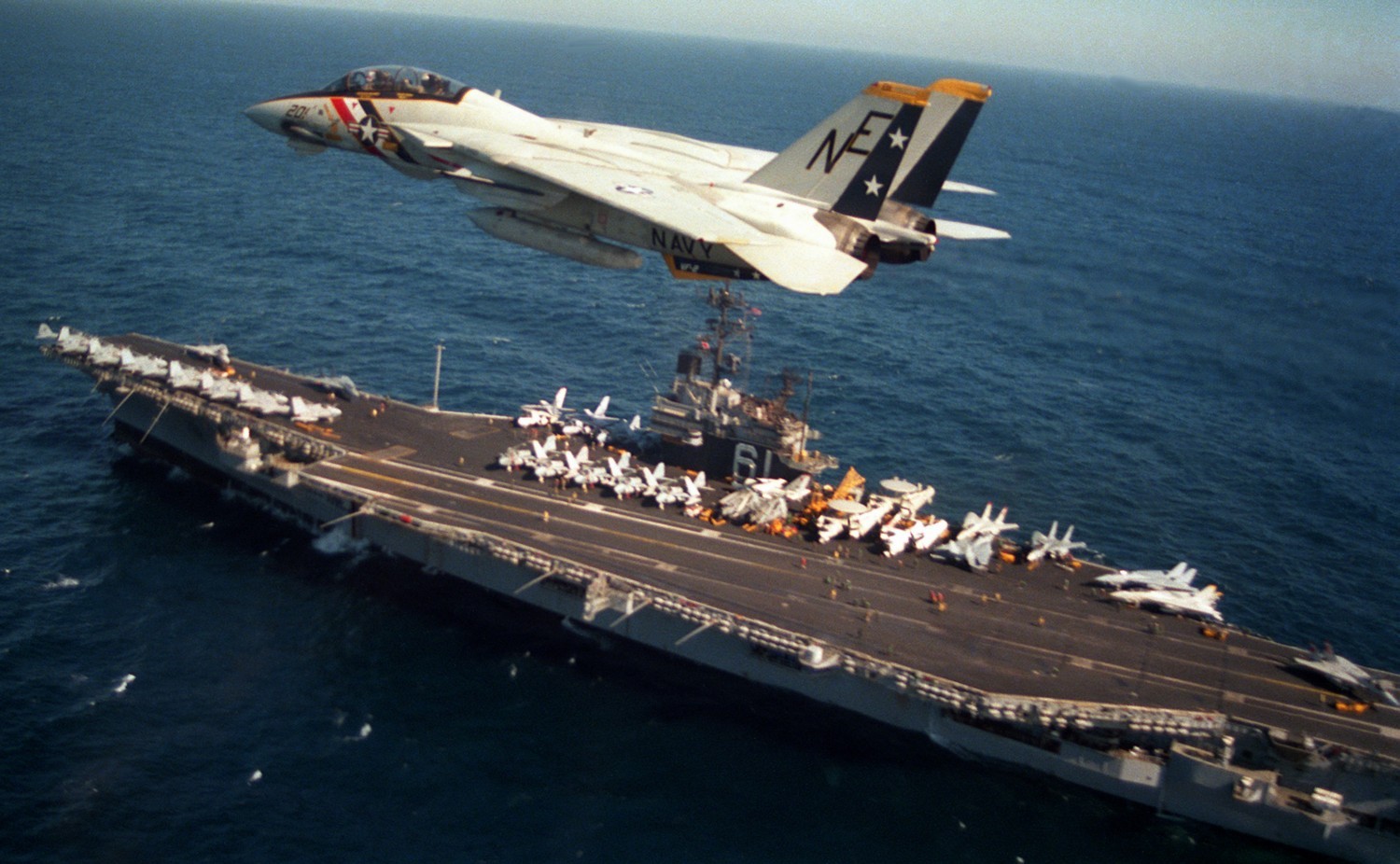 vf-2 bounty hunters fighter squadron fitron f-14a tomcat carrier air wing cvw-2 uss ranger cv-61 85