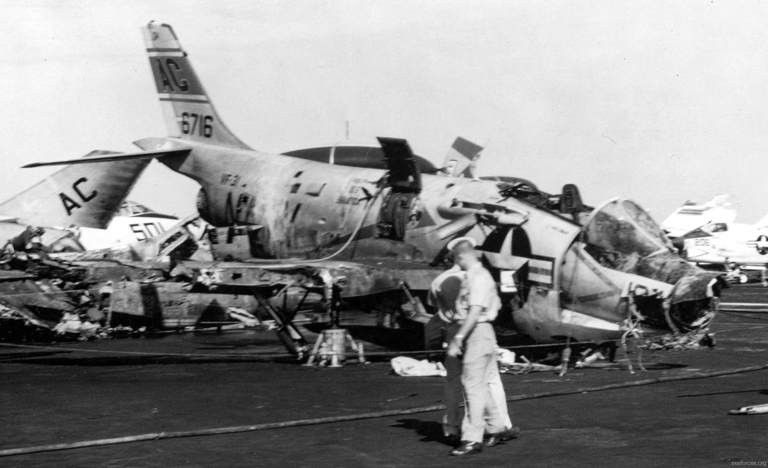 vf-31 tomcatters fighter squadron navy f-3b demon cvg-3 uss saratoga cva-60 157 crash landing