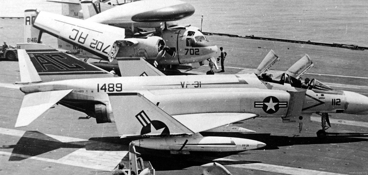 vf-31 tomcatters fighter squadron navy f-4b phantom ii cvw-3 uss saratoga cva-60 160