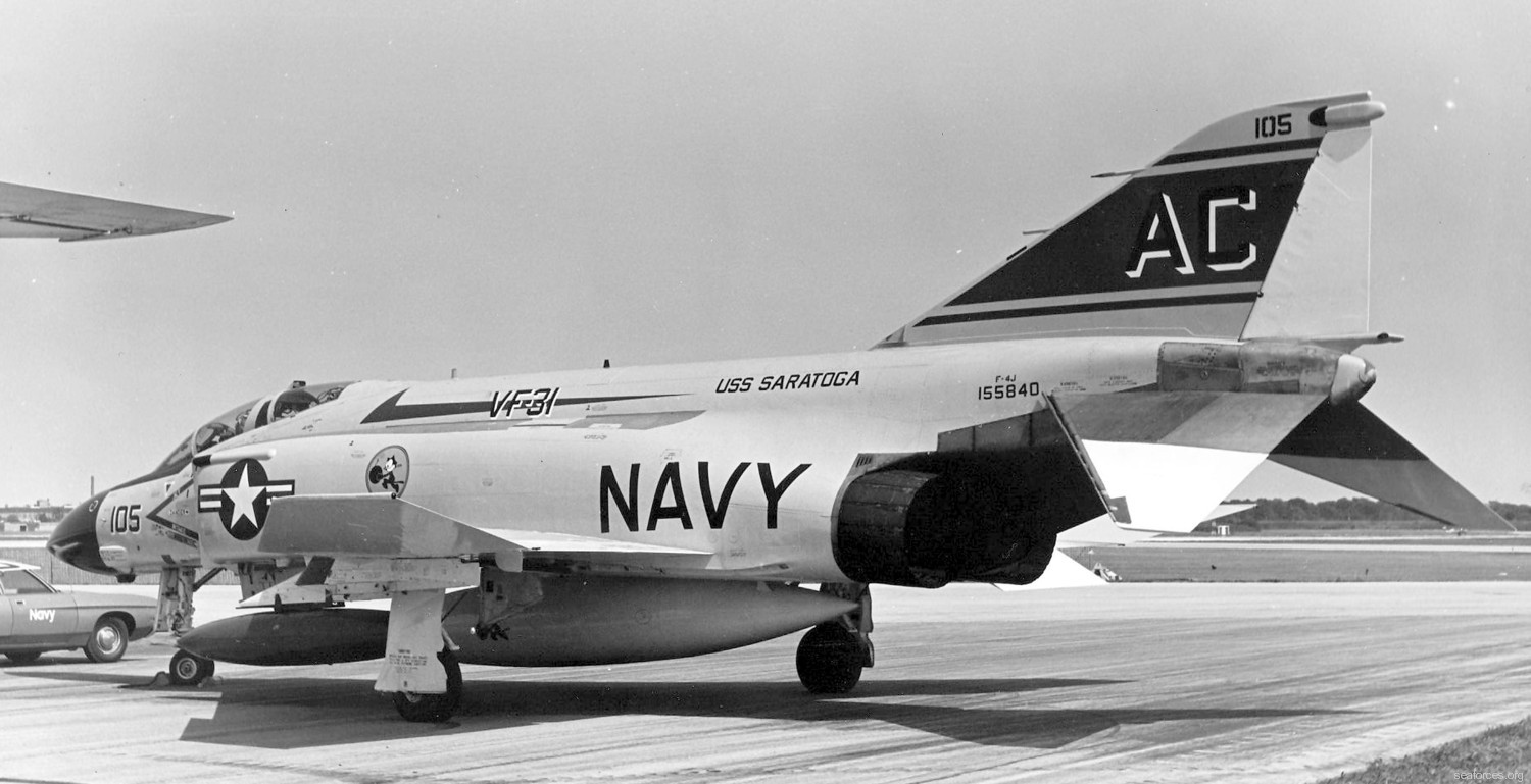 vf-31 tomcatters fighter squadron navy f-4j phantom ii cvw-3 uss saratoga cv-60 169