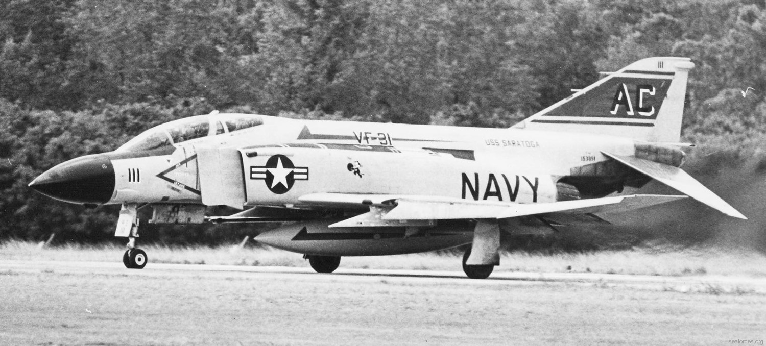 vf-31 tomcatters fighter squadron navy f-4j phantom ii cvw-3 uss saratoga cv-60 175
