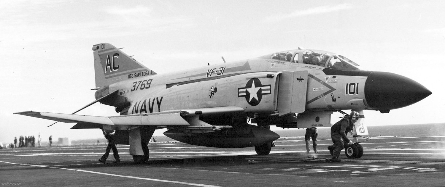 vf-31 tomcatters fighter squadron navy f-4j phantom ii cvw-3 uss saratoga cv-60 183