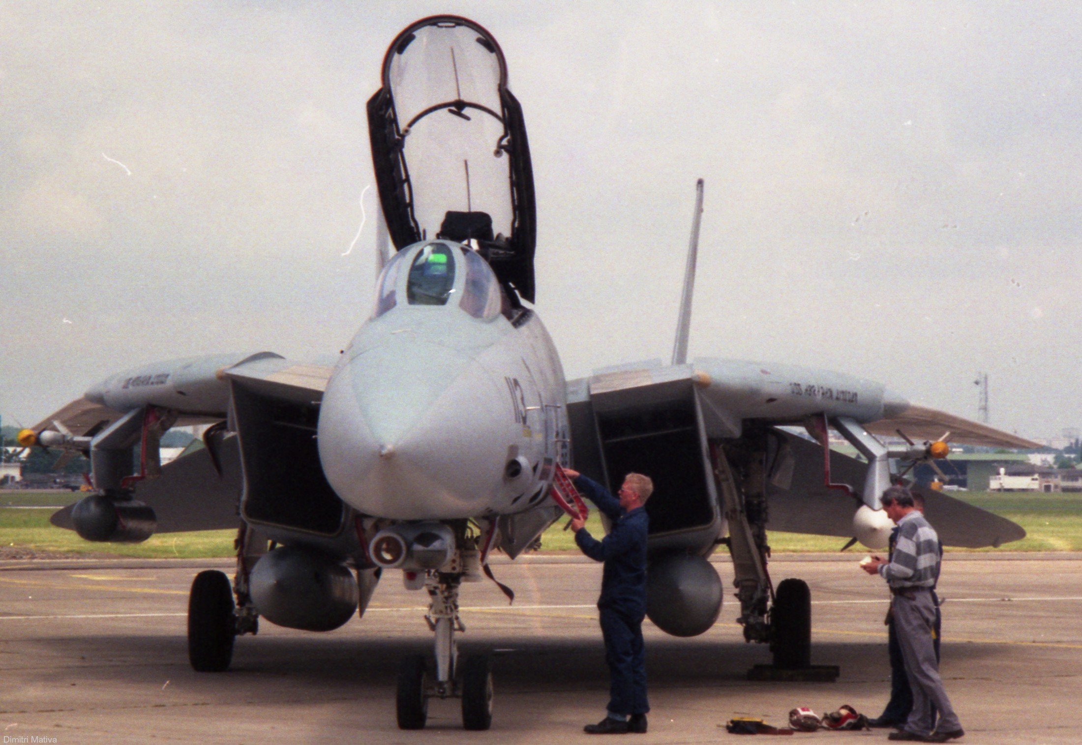 vf-31 tomcatters fighter squadron navy f-14d tomcat cvw-14 uss abraham lincoln cvn-72 20 paris le bourget 1997