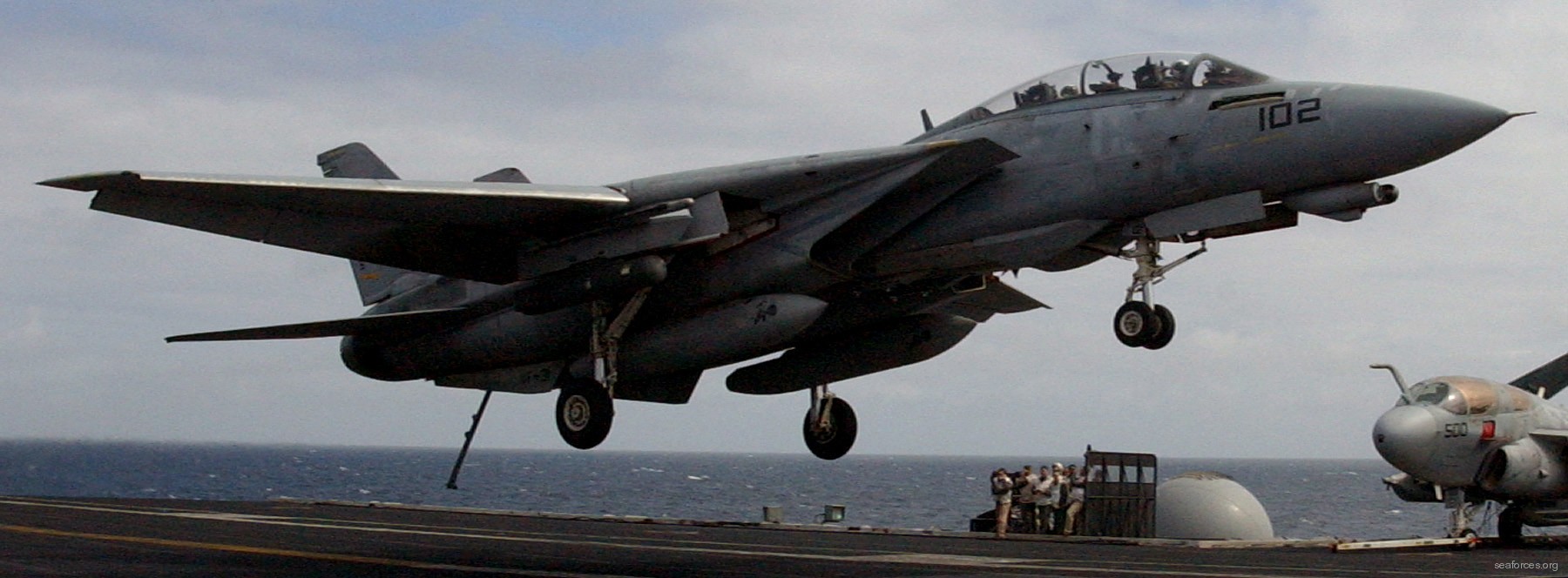 vf-31 tomcatters fighter squadron navy f-14d tomcat carrier air wing cvw-14 uss john c. stennis cvn-74 210