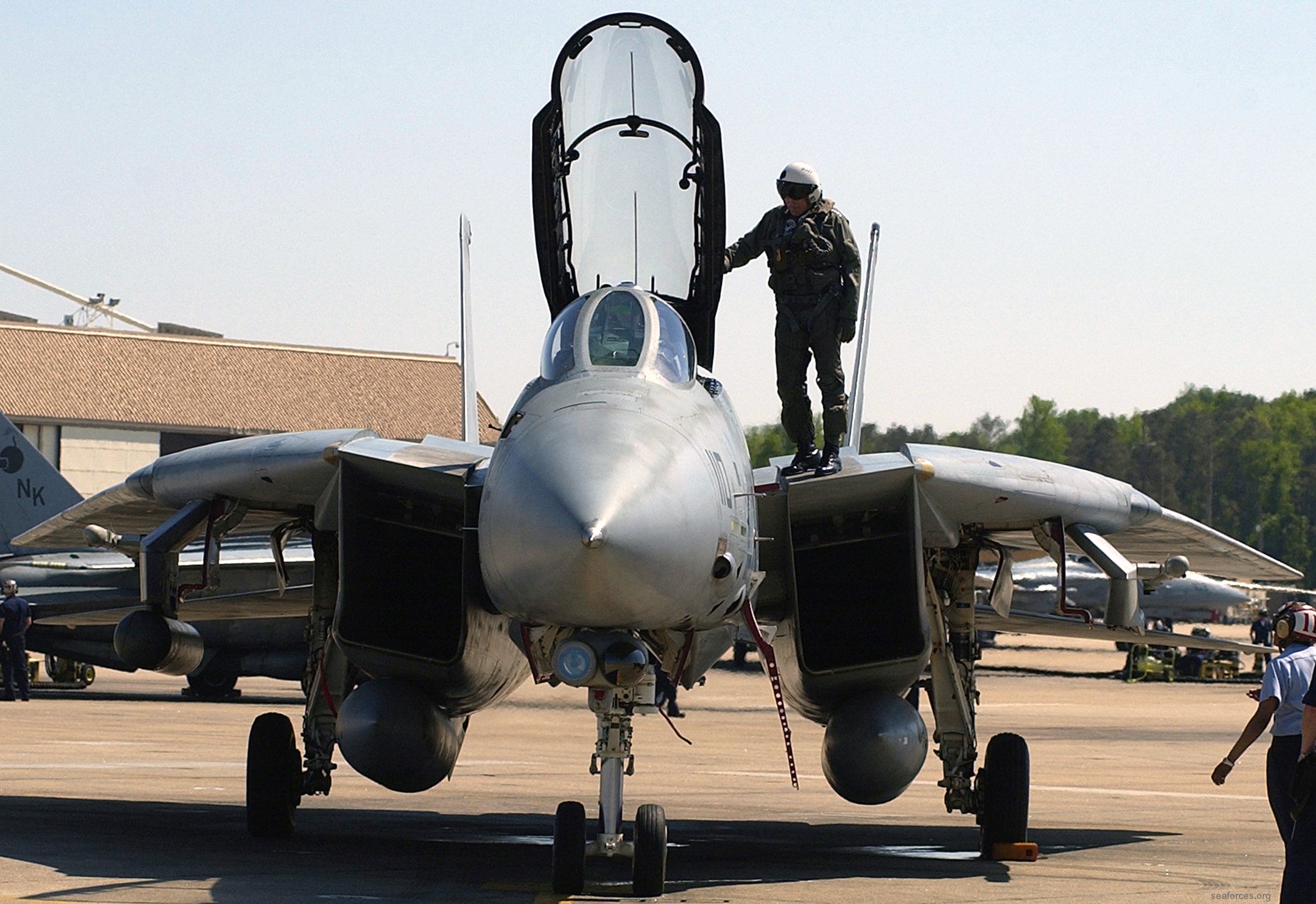 vf-31 tomcatters fighter squadron navy f-14d tomcat nas oceana virginia 85