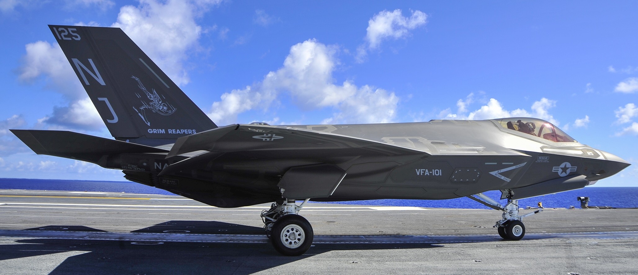 vfa-101 grim reapers strike fighter squadron us navy f-35c lightning jsf frs 14