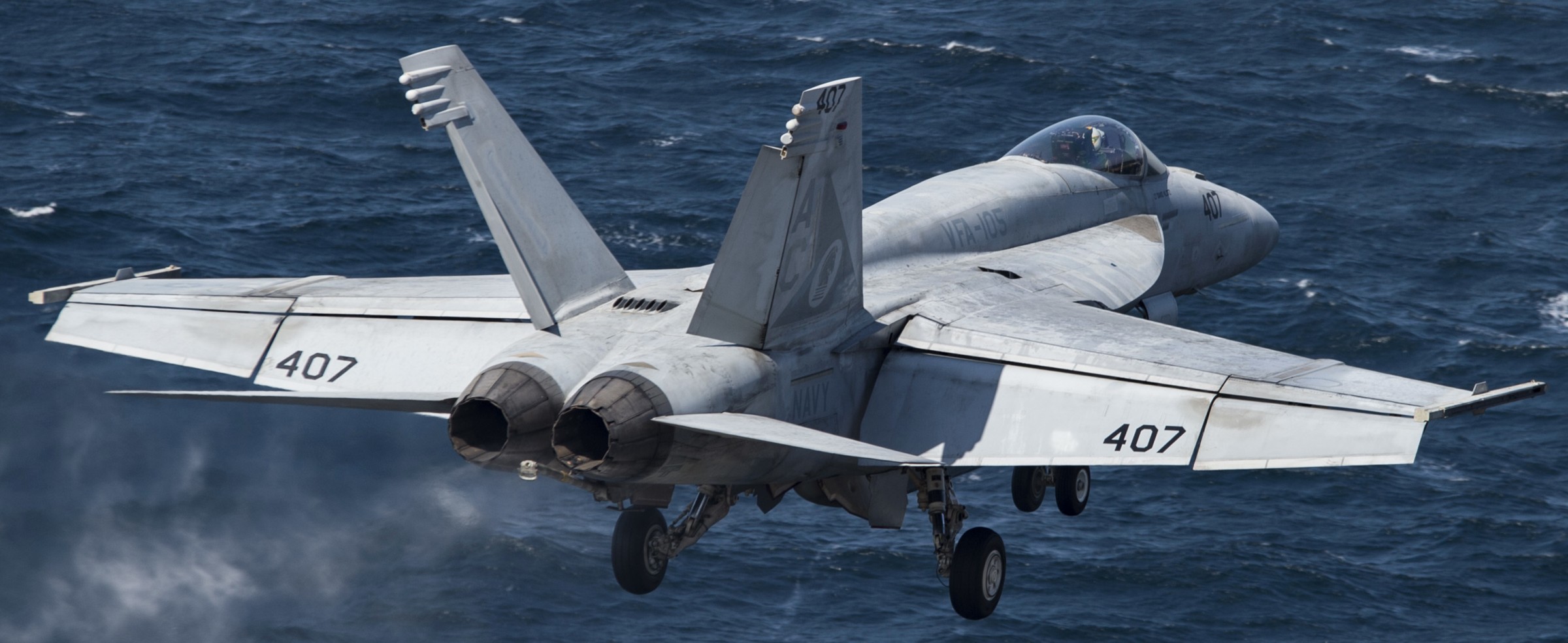 vfa-105 gunslingers strike fighter squadron f/a-18e super hornet cvw-3 cvn-69 uss dwight d. eisenhower 84