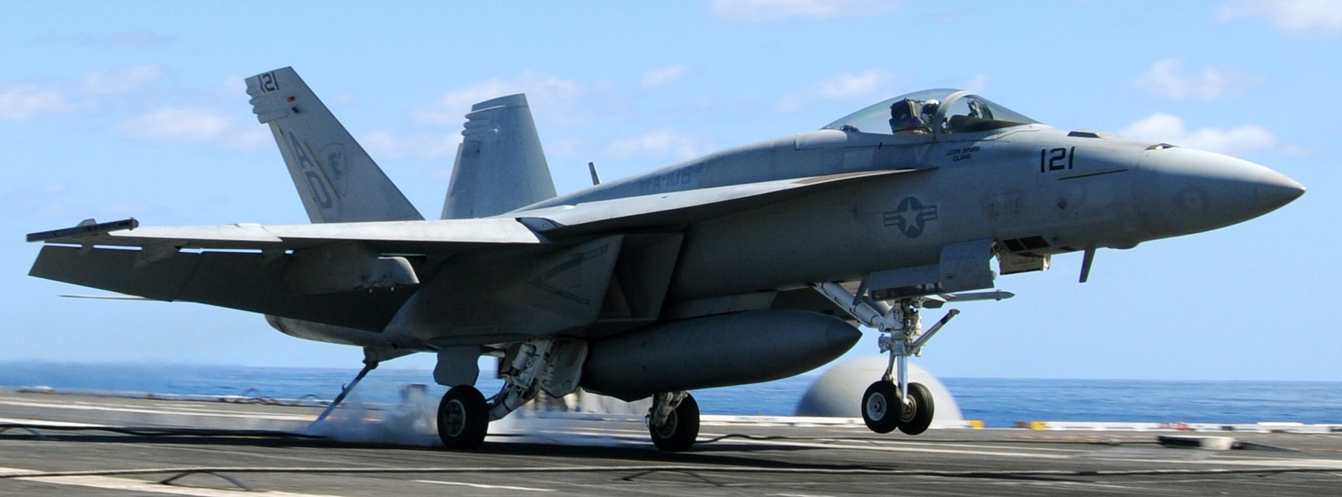 vfa-106 gladiators strike fighter squadron f/a-18e super hornet 2010 45