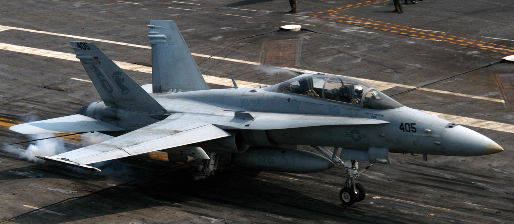 vfa-106 gladiators strike fighter squadron f/a-18d hornet 2005 64