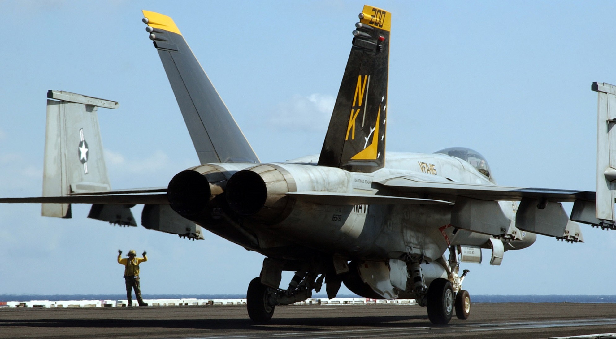 vfa-115 eagles strike fighter squadron f/a-18e super hornet carrier air wing cvw-14 uss ronald reagan cvn-76 2006 50