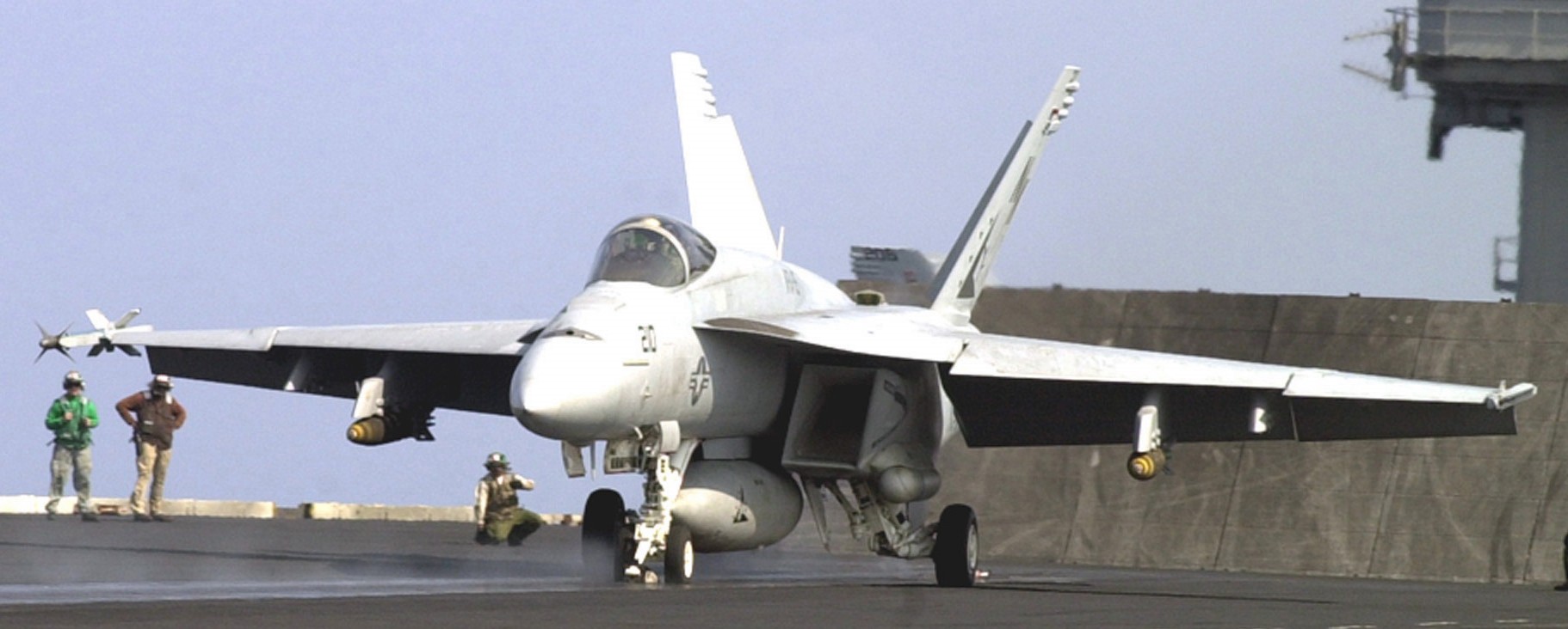 vfa-115 eagles strike fighter squadron f/a-18e super hornet cvw-14 uss abraham lincoln cvn-72 2002 70