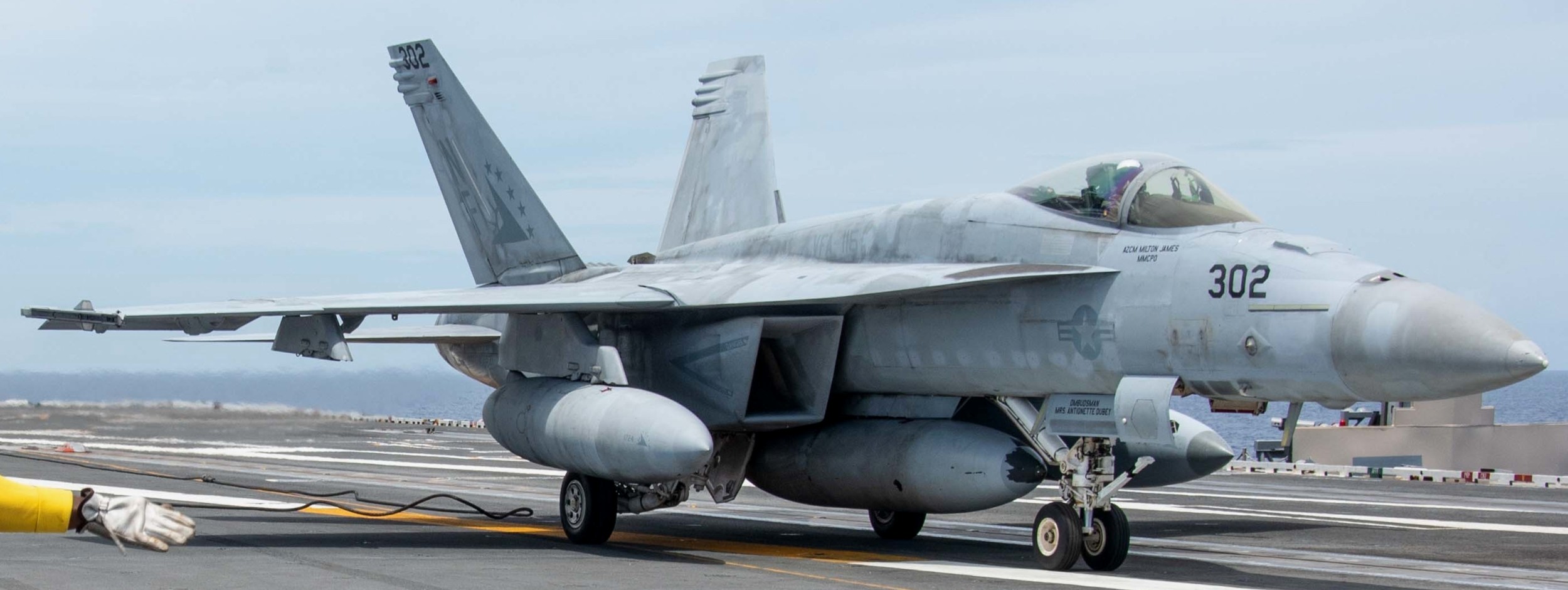 vfa-115 eagles strike fighter squadron f/a-18e super hornet cvw-5 cvn-76 uss ronald reagan 2022 142
