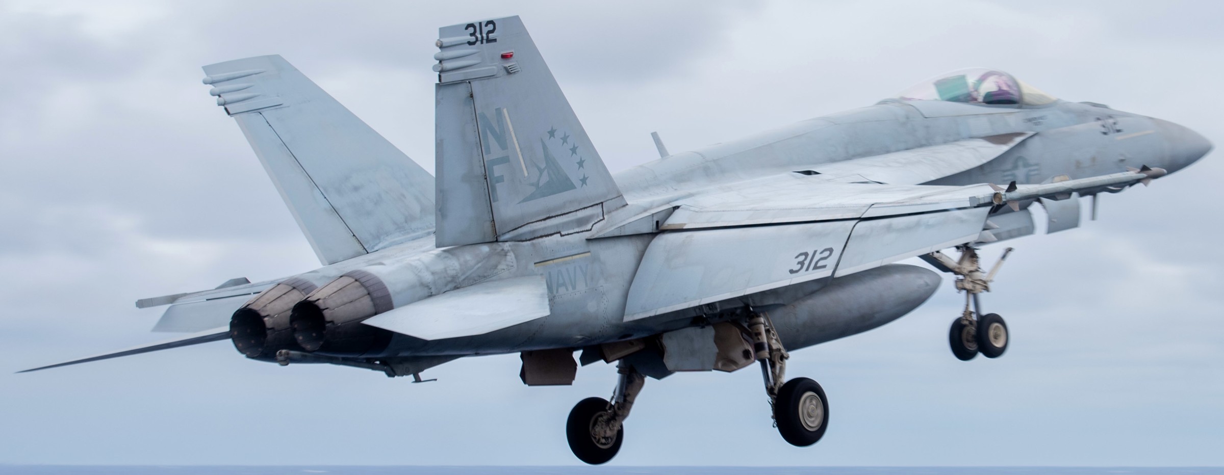 vfa-115 eagles strike fighter squadron f/a-18e super hornet cvw-5 cvn-76 uss ronald reagan 147