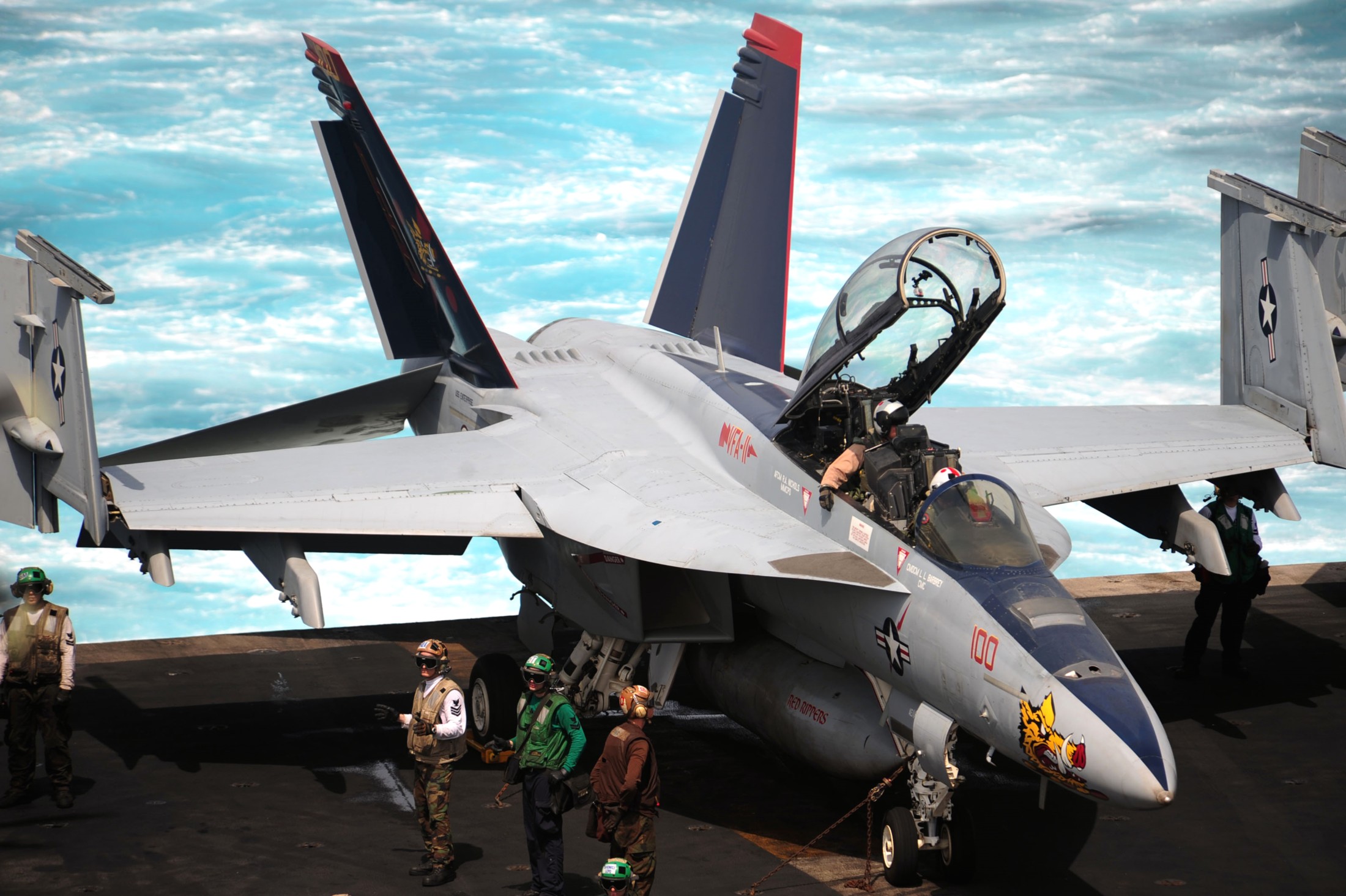 vfa-11 red rippers strike fighter squadron us navy f/a-18f super hornet carrier air wing cvw-1 uss enterprise cvn-65 34