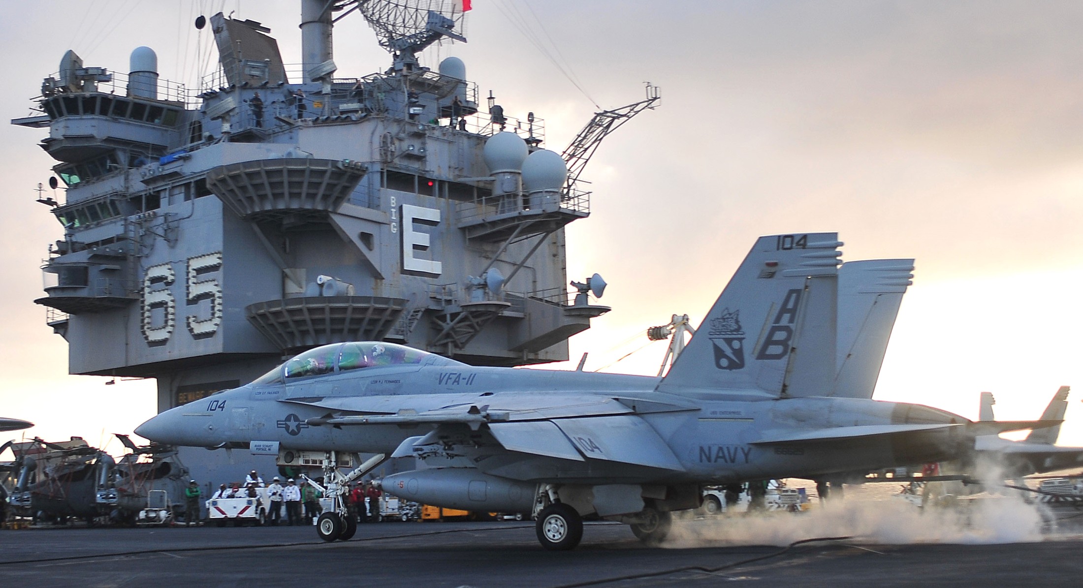 vfa-11 red rippers strike fighter squadron us navy f/a-18f super hornet carrier air wing cvw-1 uss enterprise cvn-65 40