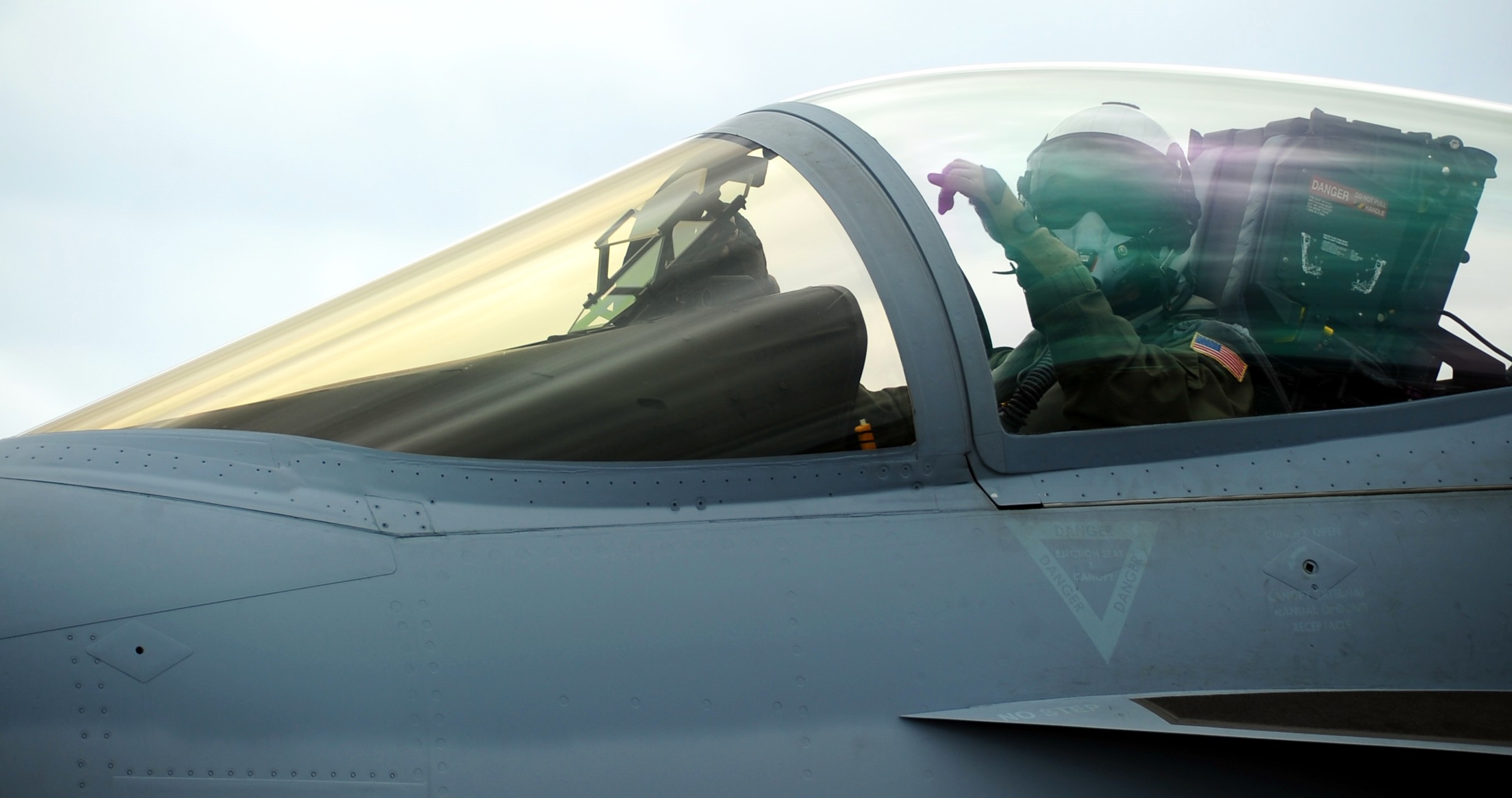 vfa-122 flying eagles strike fighter squadron f/a-18e super hornet 2016 10
