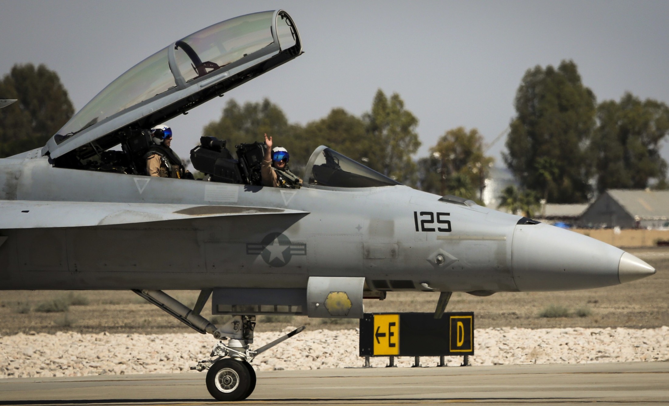 vfa-122 flying eagles strike fighter squadron f/a-18f super hornet 2017 42 yuma arizona