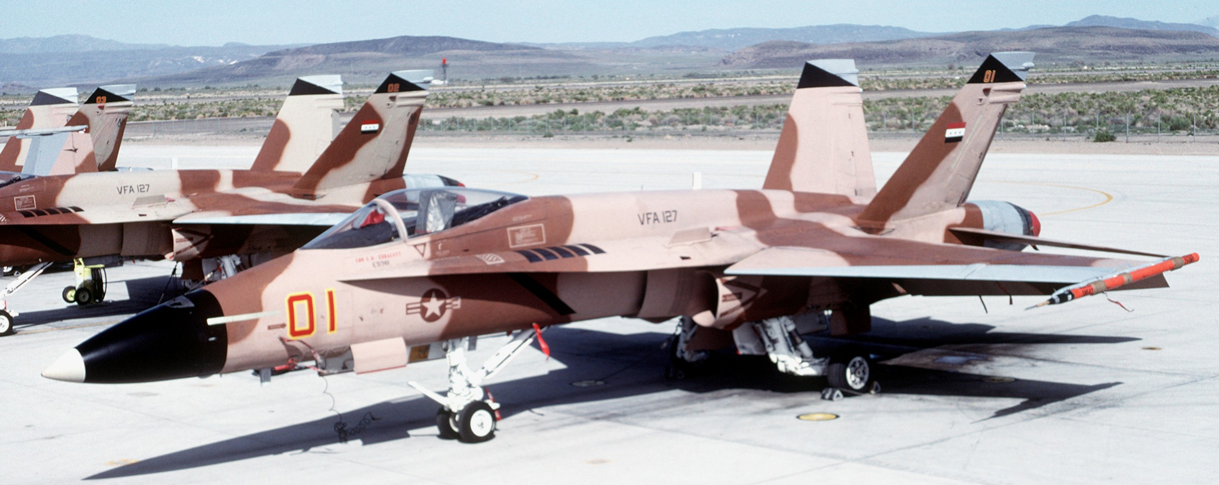 vfa-127 desert bogeys strike fighter squadron f/a-18a hornet 1993 06 fleet adversary