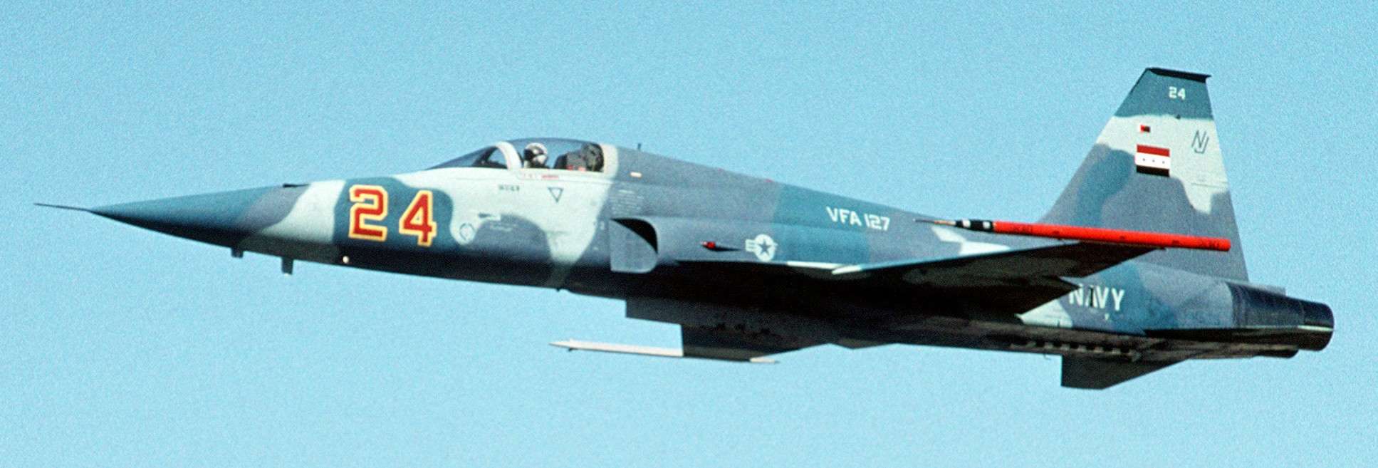 vfa-127 desert bogeys strike fighter squadron f-5e tiger 1993 22 nas fallon