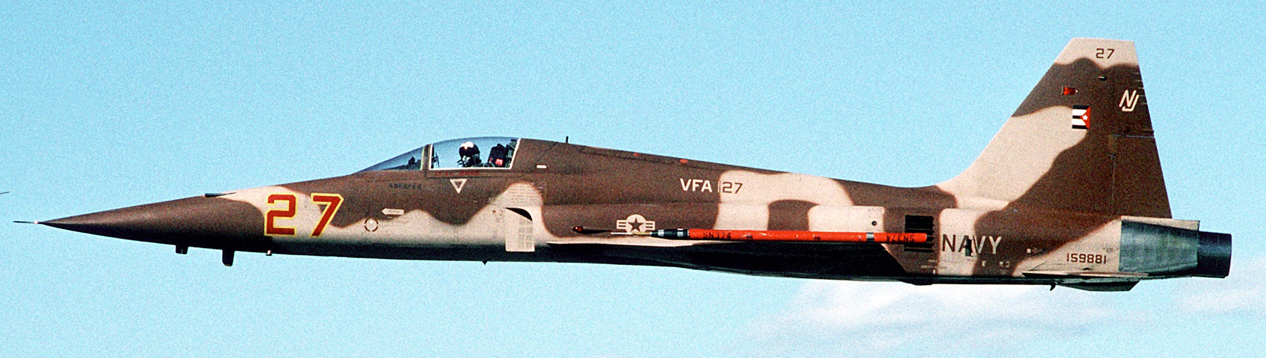 vfa-127 desert bogeys strike fighter squadron f-5e tiger 1993 25 nas fallon nevada