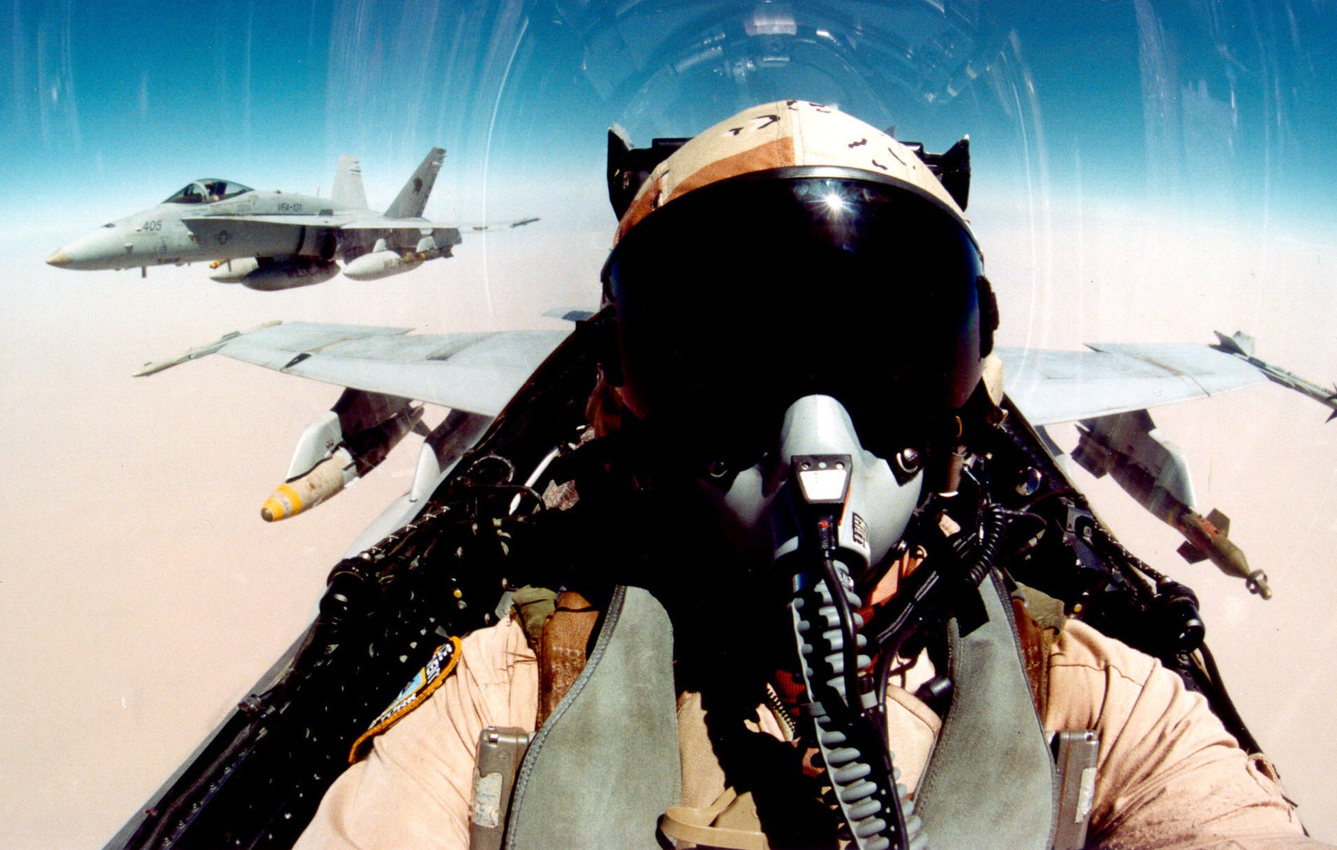 vfa-131 wildcats strike fighter squadron f/a-18c hornet cvw-7 uss john f. kennedy cv-67 2002 03