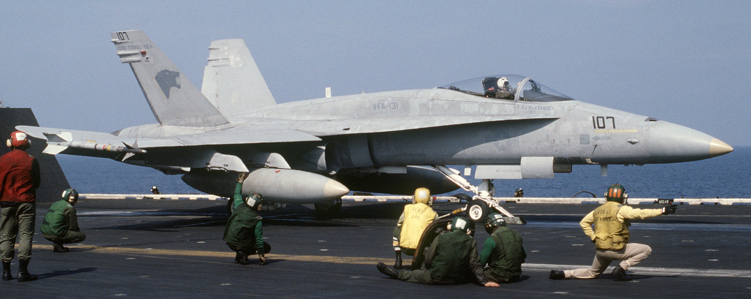 vfa-131 wildcats strike fighter squadron f/a-18c hornet carrier air wing cvw-13 uss coral sea cv-43 1986 129 off lybia