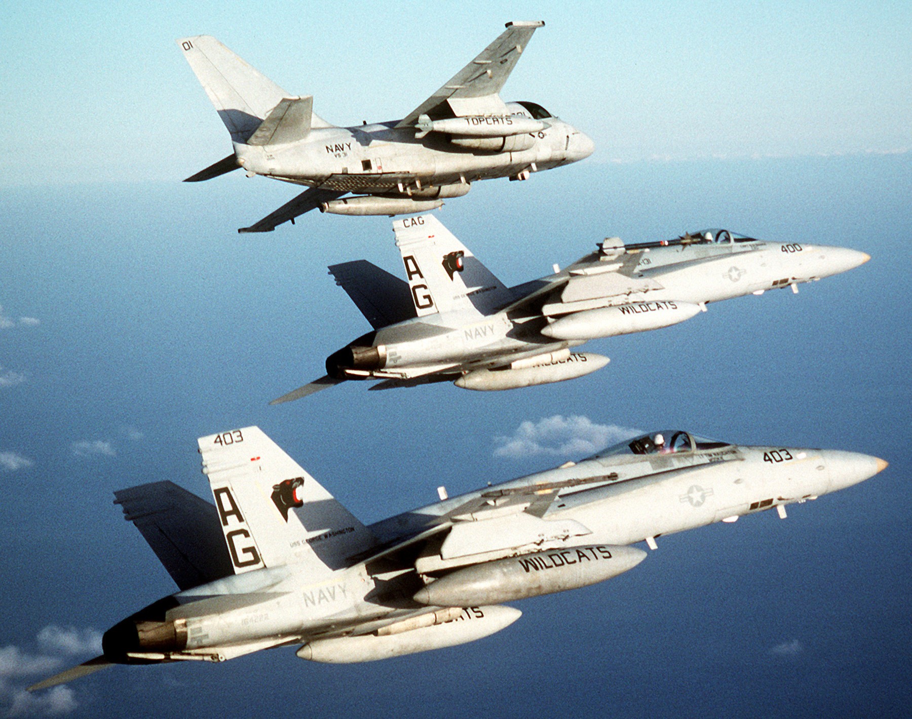 vfa-131 wildcats strike fighter squadron f/a-18c hornet cvw-7 s-3 viking vs-31 1992 131