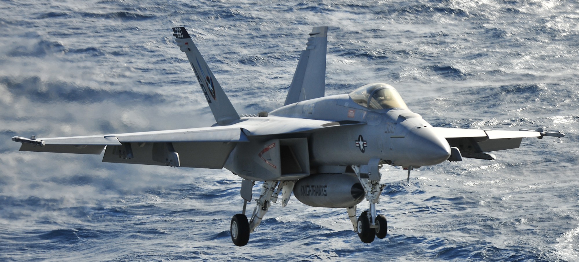 vfa-136 knighthawks strike fighter squadron f/a-18e super hornet 2010 20 cvw-1 uss enterprise cvn-65