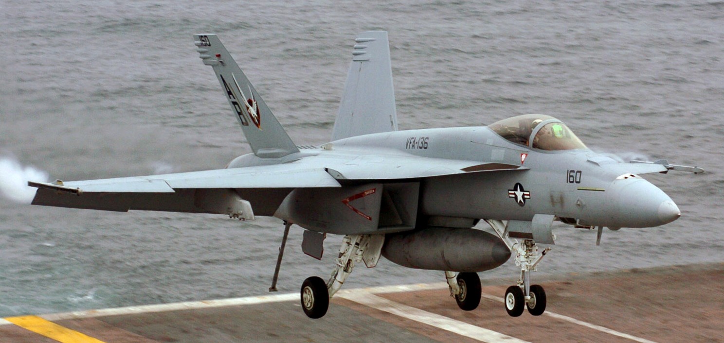 vfa-136 knighthawks strike fighter squadron f/a-18e super hornet 2006 40